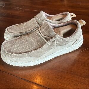 Hey Dude Wendy women’s size 10